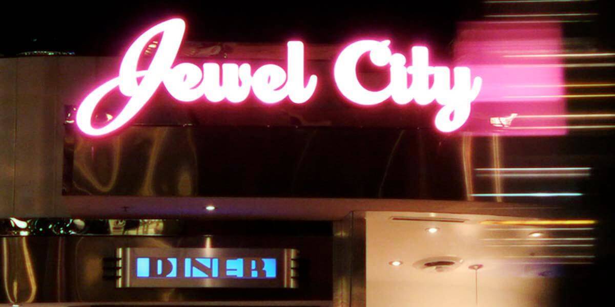 How proper signage can increase business